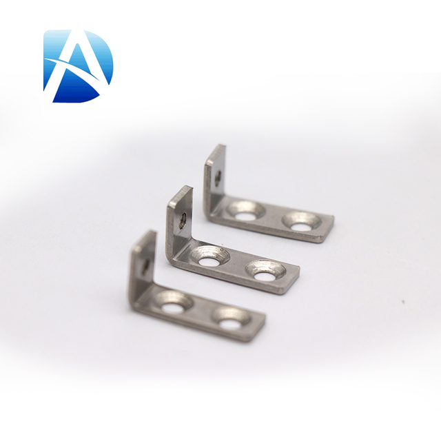 不锈钢L形支架倒角