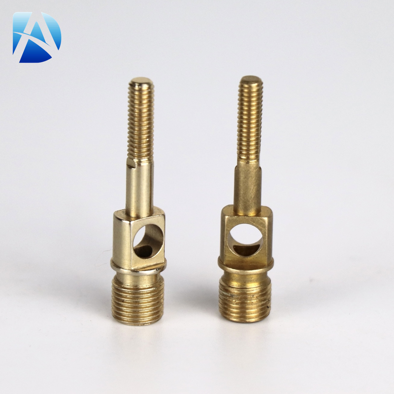 精密 CNC 加工黄铜串球头螺钉，带螺纹孔，适合定制应用